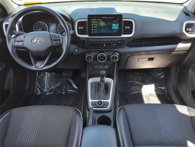 2022 Hyundai Venue Limited 10