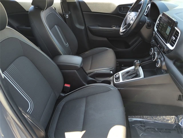 2022 Hyundai Venue Limited 27