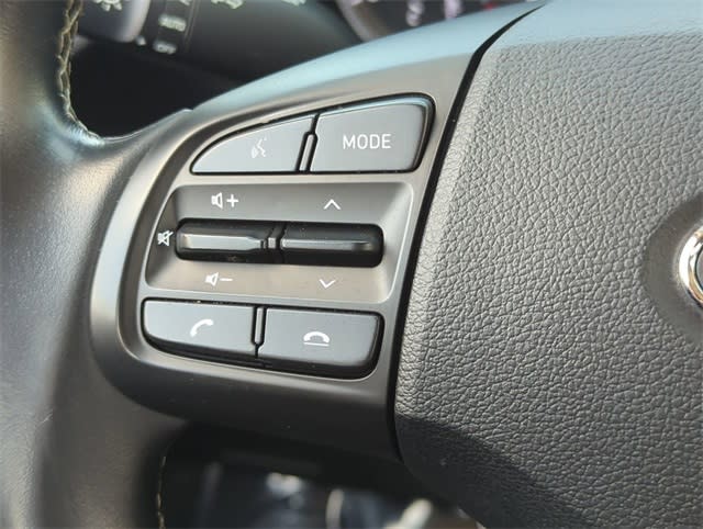 2022 Hyundai Venue Limited 28