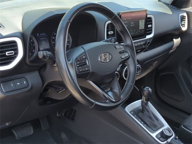 2022 Hyundai Venue Limited 2