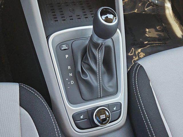 Thumbnail: 2026 Hyundai Venue - 16