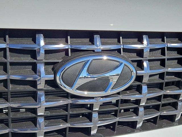 Thumbnail: 2026 Hyundai Venue - 7