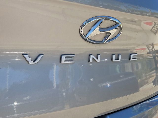 Thumbnail: 2023 Hyundai Venue - 7