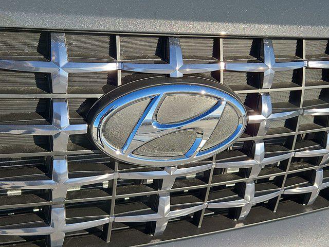 Thumbnail: 2026 Hyundai Venue - 9