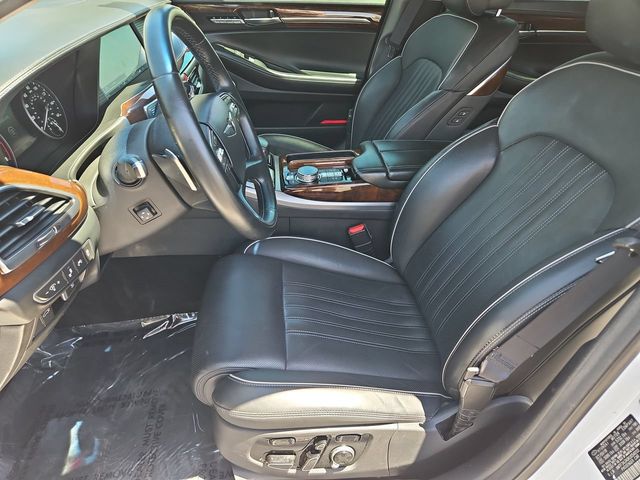 Thumbnail: 2019 Genesis G90 - 11