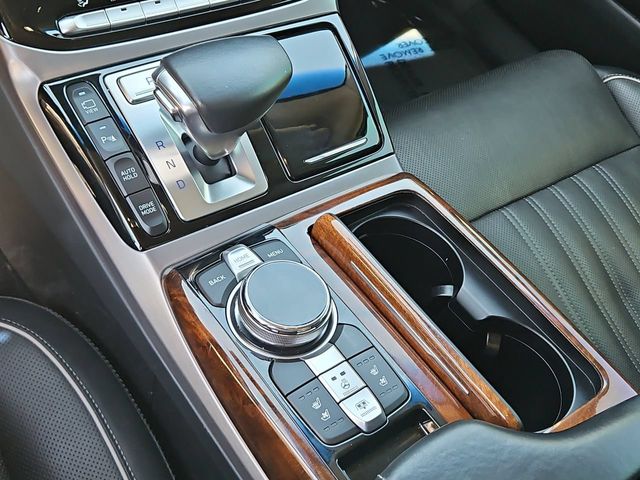 Thumbnail: 2019 Genesis G90 - 15