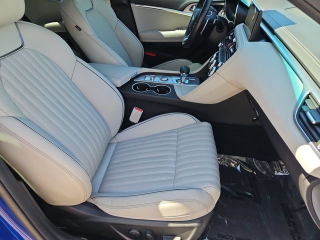 Thumbnail: 2023 Genesis G70 - 29