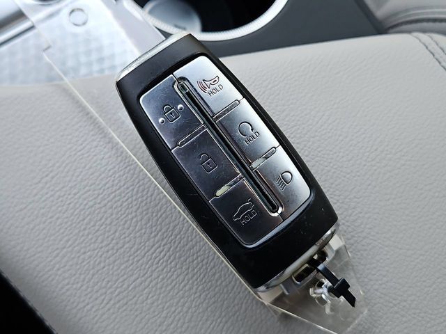 Thumbnail: 2023 Genesis G70 - 19