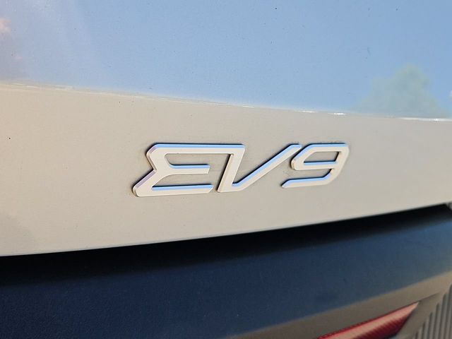Thumbnail: 2024 Kia EV9 - 22