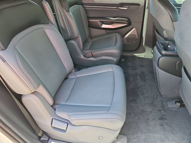 Thumbnail: 2024 Kia EV9 - 26