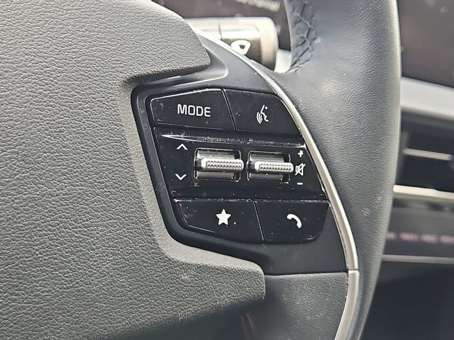 Thumbnail: 2022 Kia EV6 - 30
