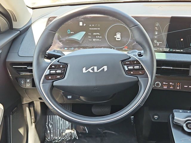 Thumbnail: 2023 Kia EV6 - 13
