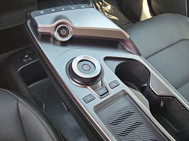 Thumbnail: 2023 Kia EV6 - 36