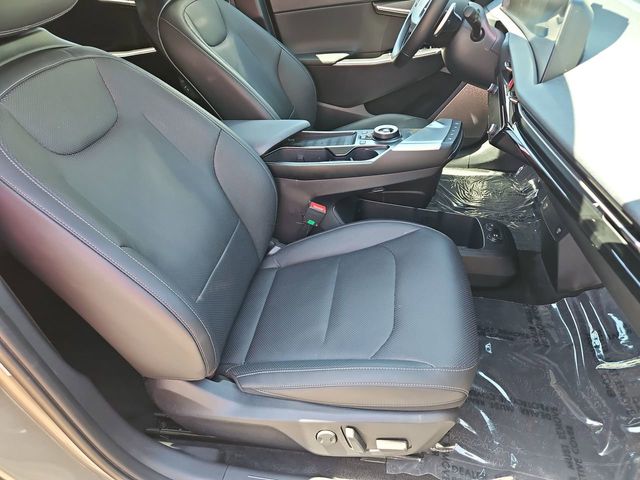 Thumbnail: 2023 Kia EV6 - 11