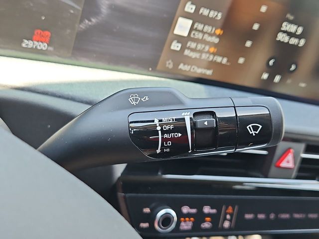 Thumbnail: 2023 Kia EV6 - 31