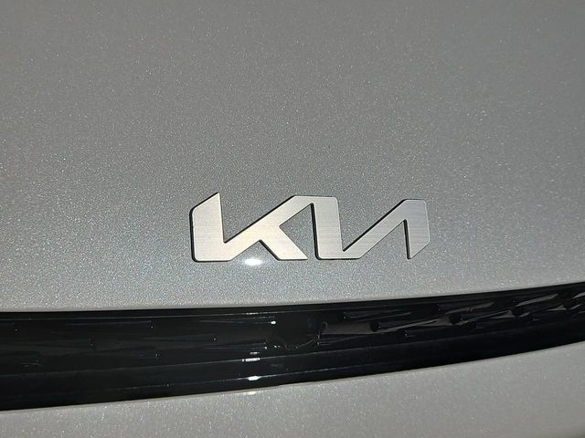 Thumbnail: 2024 Kia EV6 - 6
