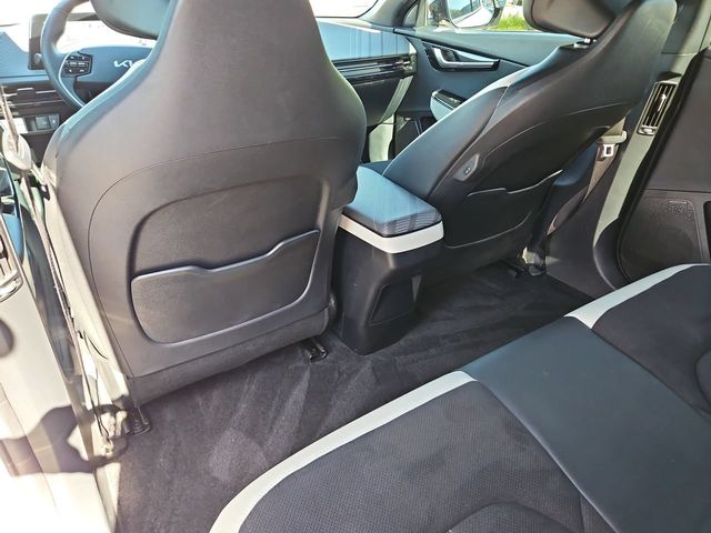 Thumbnail: 2024 Kia EV6 - 12