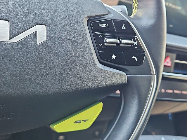 Thumbnail: 2023 Kia EV6 - 30