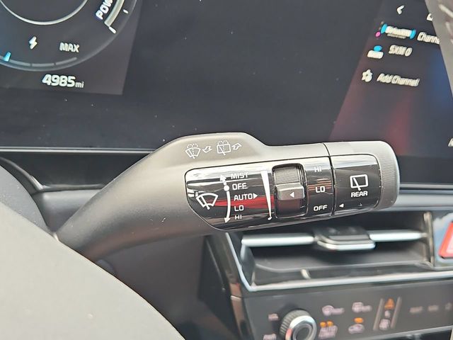 Thumbnail: 2024 Kia Niro - 30