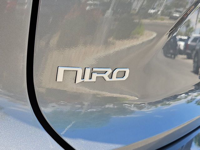 Thumbnail: 2023 Kia Niro - 26