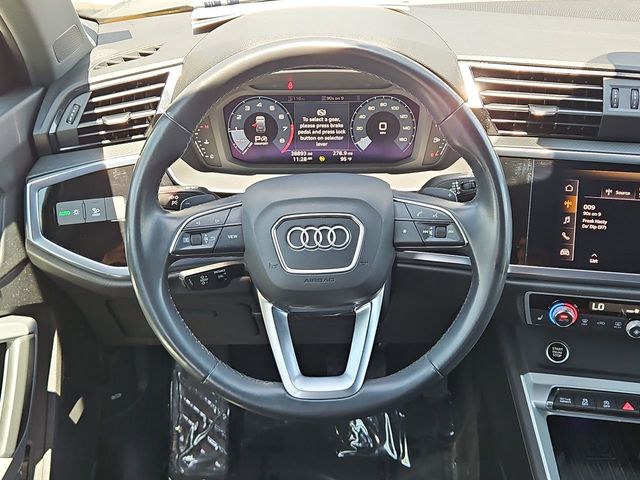 Thumbnail: 2021 Audi Q3 - 14