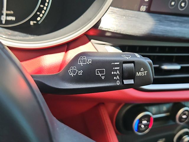 Thumbnail: 2020 Alfa Romeo Stelvio - 32