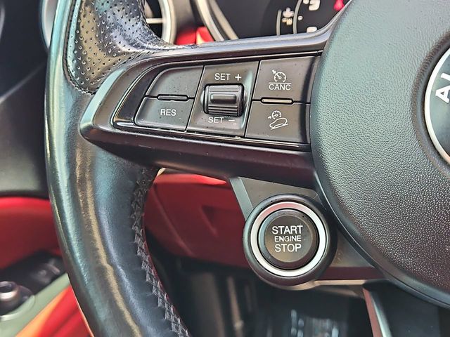 Thumbnail: 2020 Alfa Romeo Stelvio - 30