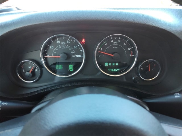 Thumbnail: 2017 Jeep Wrangler - 15