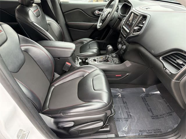 Thumbnail: 2022 Jeep Cherokee - 11