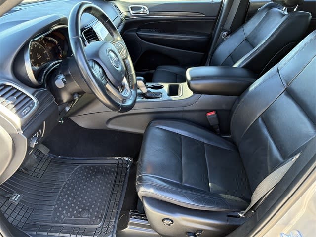 Thumbnail: 2020 Jeep Grand Cherokee - 10