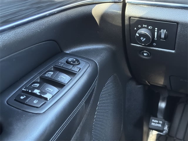 Thumbnail: 2020 Jeep Grand Cherokee - 25