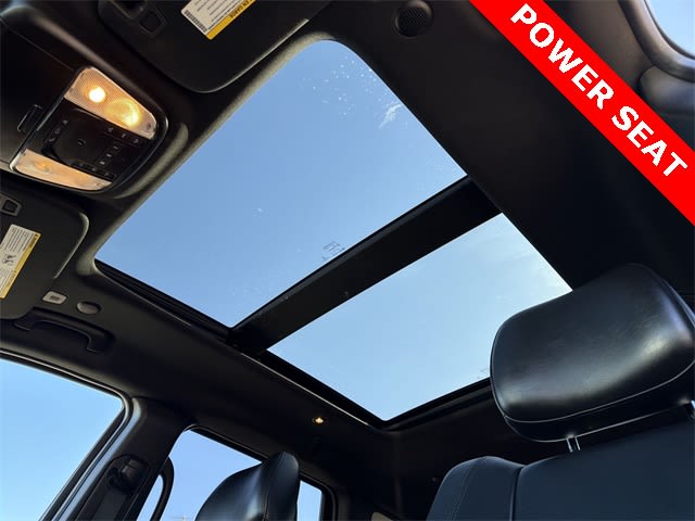 Thumbnail: 2020 Jeep Grand Cherokee - 19