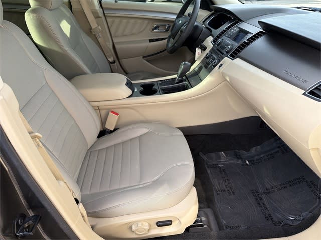 Thumbnail: 2018 Ford Taurus - 11