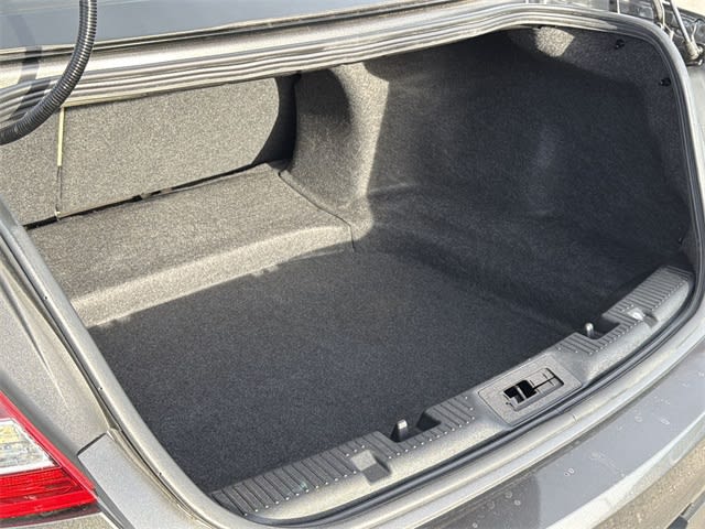 Thumbnail: 2018 Ford Taurus - 16