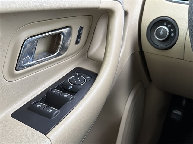 Thumbnail: 2018 Ford Taurus - 23