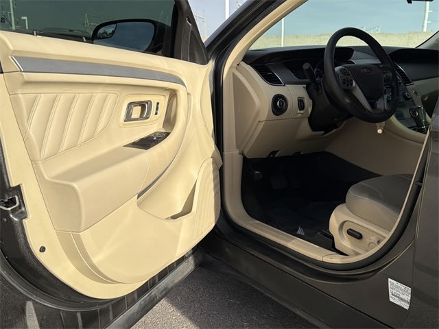 Thumbnail: 2018 Ford Taurus - 22