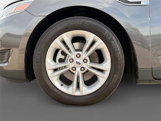 Thumbnail: 2018 Ford Taurus - 7