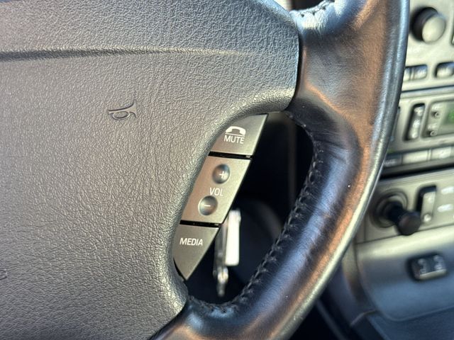 Thumbnail: 2004 Ford Thunderbird - 26