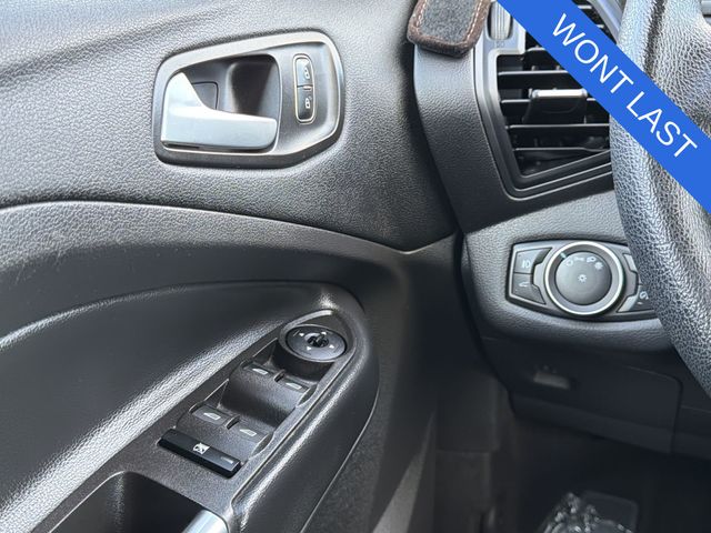 Thumbnail: 2018 Ford Escape - 22