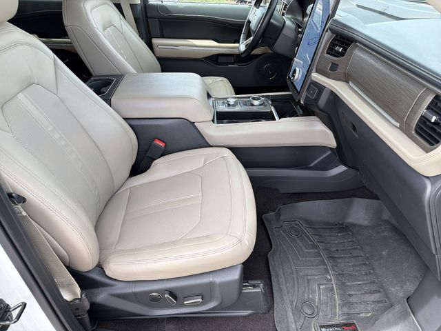 Thumbnail: 2023 Ford Expedition MAX - 25