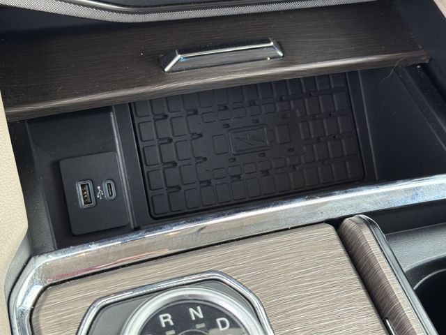 Thumbnail: 2023 Ford Expedition MAX - 28