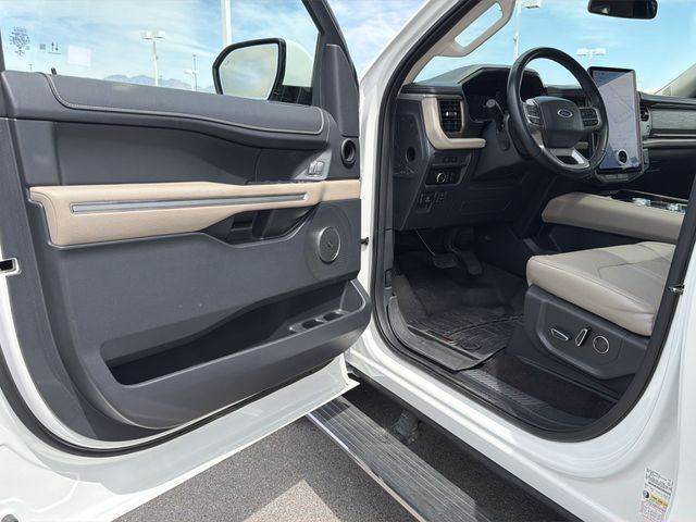 Thumbnail: 2023 Ford Expedition MAX - 20