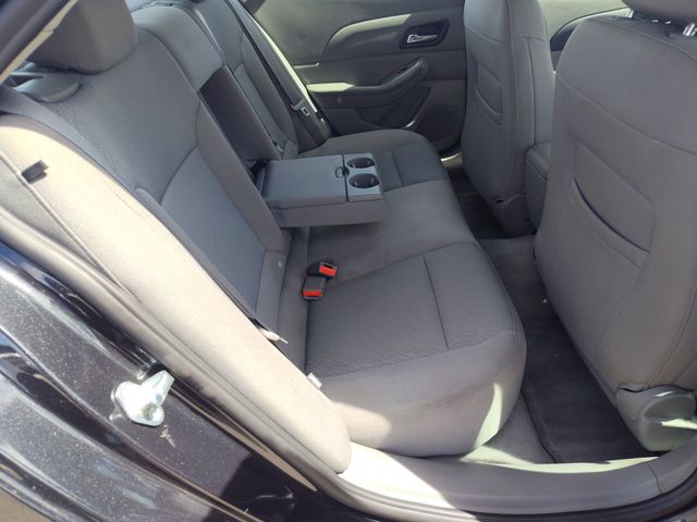 Thumbnail: 2015 Chevrolet Malibu - 25