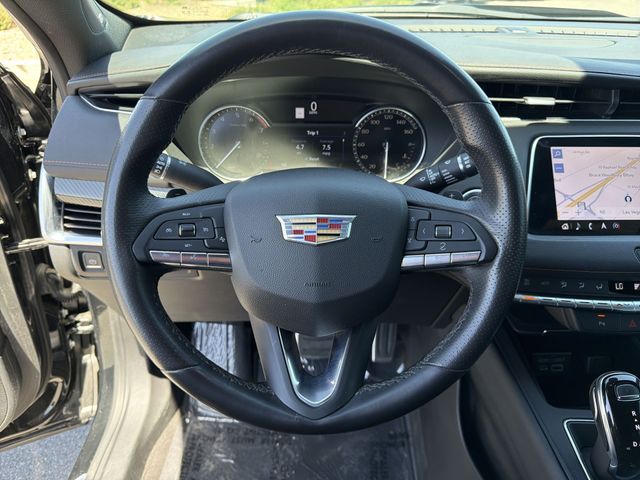 Thumbnail: 2020 Cadillac XT4 - 10