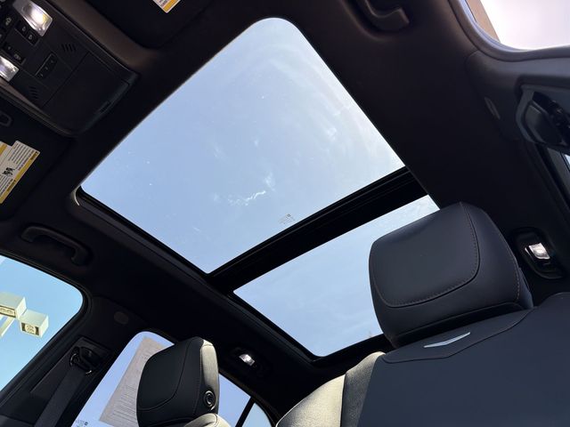 Thumbnail: 2020 Cadillac XT4 - 23