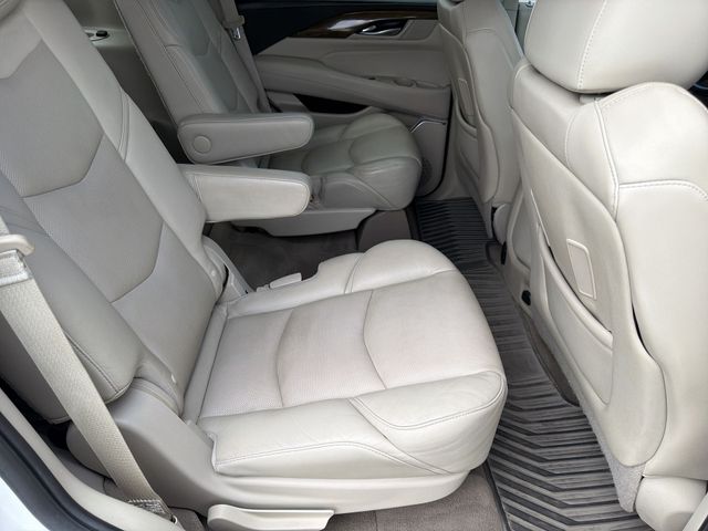 Thumbnail: 2019 Cadillac Escalade - 25