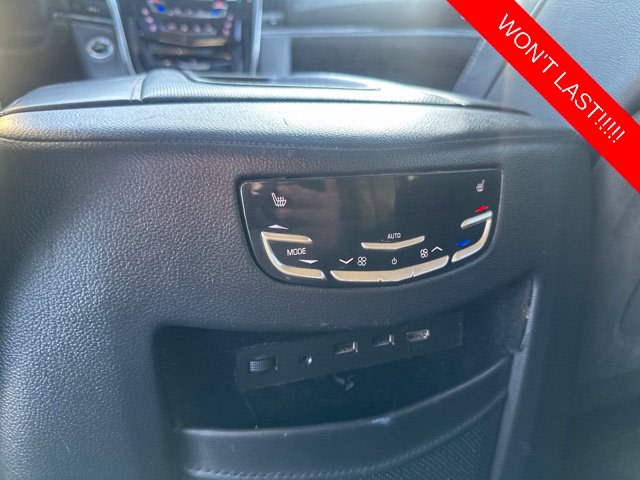 Thumbnail: 2019 Cadillac Escalade - 17