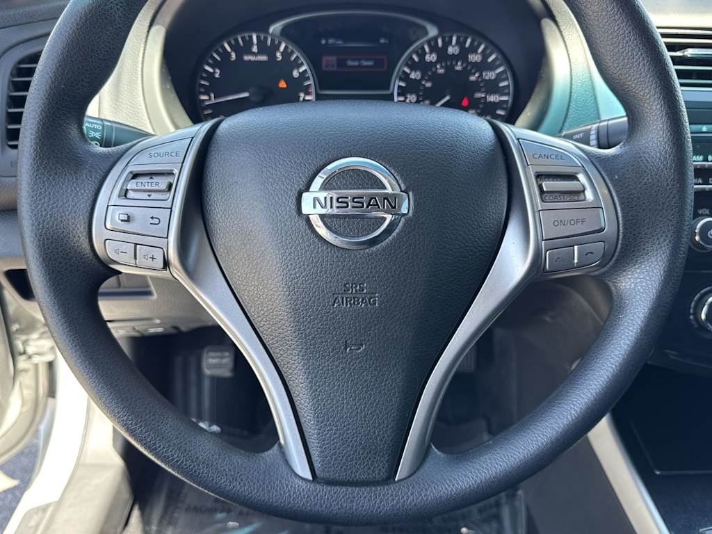 Thumbnail: 2014 Nissan Altima - 26