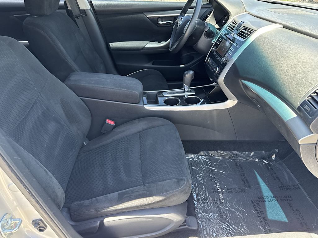 Thumbnail: 2014 Nissan Altima - 24