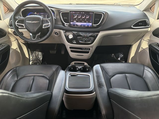 Thumbnail: 2023 Chrysler Pacifica - 2